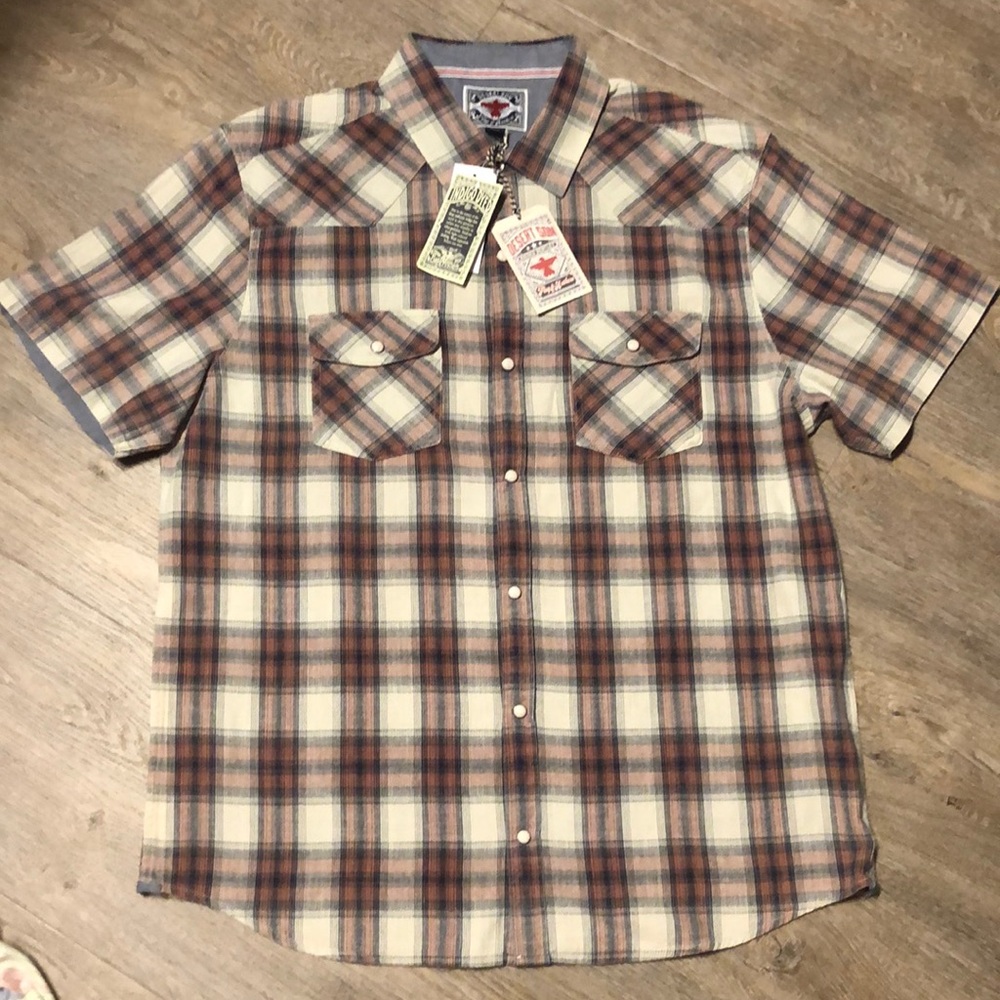 Brand🆕😍🔥😍 DESERT SON shirt
